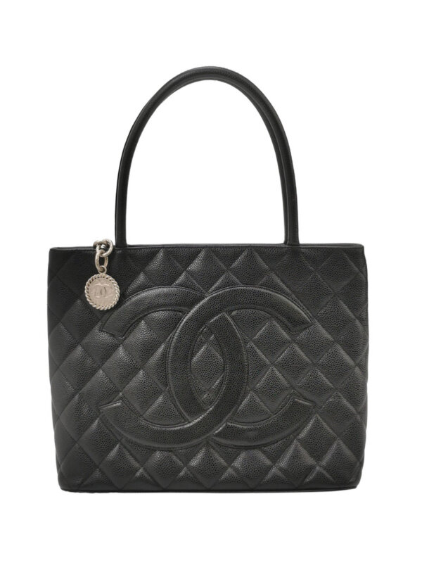 Chanel Medallion C — продано