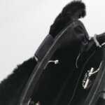 Chanel C logo — фото 12