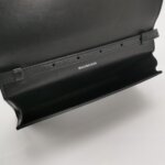 Balenciaga Logo Crossbody — фото 6