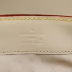 Louis Vuitton Suhali S-lock (Луи Виттон) — фото 7