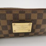 Louis Vuitton Eva logo — фото 7