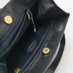 Chanel Calfskin Logo Shoulder Bag (Шанель) — фото 12