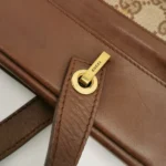 Gucci Calfskin Logo Shoulder Bag (Гуччи) — фото 10