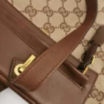 Gucci Calfskin Logo Shoulder Bag (Гуччи) — фото 9