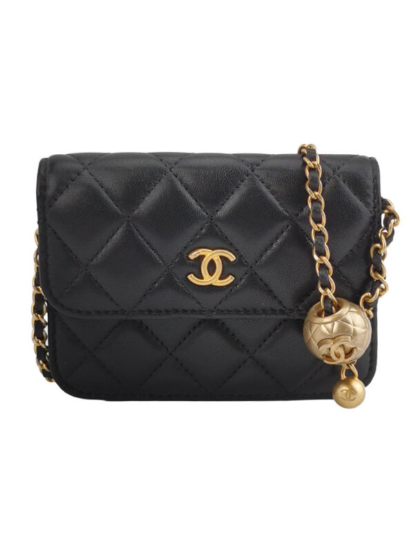 Chanel C logo