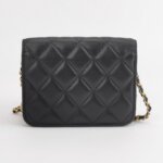 Chanel C logo — фото 4