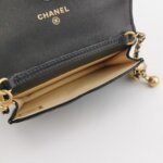 Chanel C logo — фото 6