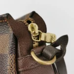 Louis Vuitton Trousse Makeup Hobo (Луи Виттон) — фото 9