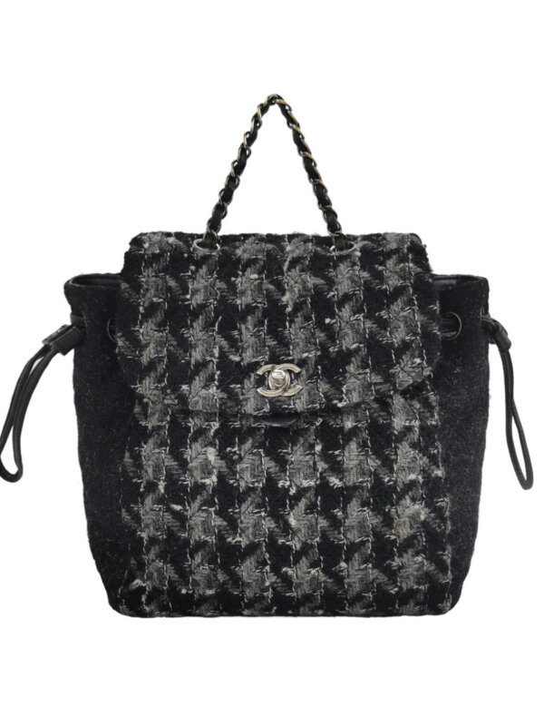 Винтажная сумка Chanel Duma C