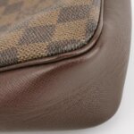 Louis Vuitton Trousse Makeup Hobo — фото 11