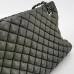 Chanel Quilted CC Shoulder Bag (Шанель) — фото 11