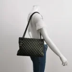 Chanel Quilted CC Shoulder Bag (Шанель) — фото 2
