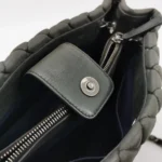 Chanel Quilted CC Shoulder Bag (Шанель) — фото 8