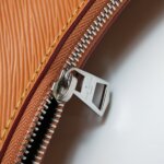 Louis Vuitton Marelle Hobo — фото 10