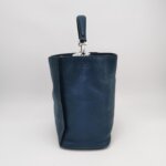 Fendi Logo Bucket Bag — фото 3