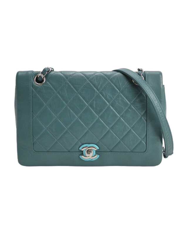 Chanel Flap Bag C — продано