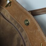 Chanel Logo Shoulder Bag — фото 10