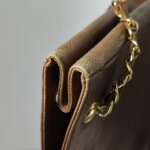 Chanel Logo Shoulder Bag — фото 18