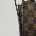 Louis Vuitton Trousse Makeup Hobo — фото 14