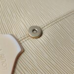 Louis Vuitton Reverie — фото 9