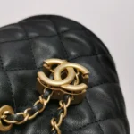 Chanel Quilted Calfskin CC Crossbody (Шанель) — фото 12