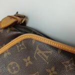 Louis Vuitton Saumur Monogram — фото 14