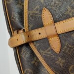 Louis Vuitton Saumur Monogram — фото 18