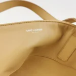 Saint Laurent Calfskin Logo Handbag (Сен Лоран) — фото 9