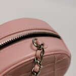 Chanel Round C Logo — фото 12