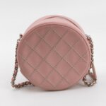 Chanel Round C Logo — фото 5