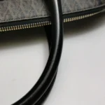 Saint Laurent Calfskin Logo Handbag (Сен Лоран) — фото 18