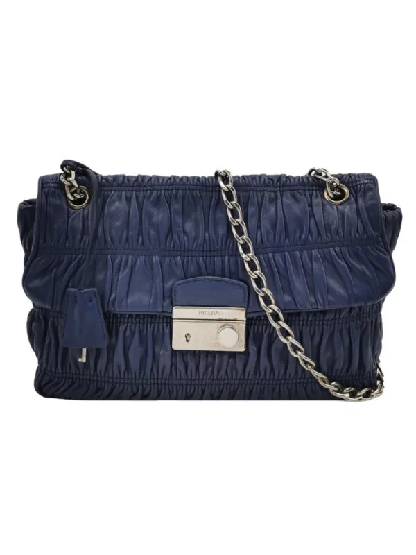 Винтажная сумка Prada Lambskin Logo Shoulder Bag