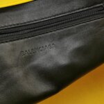 Balenciaga Logo Handbag — фото 8