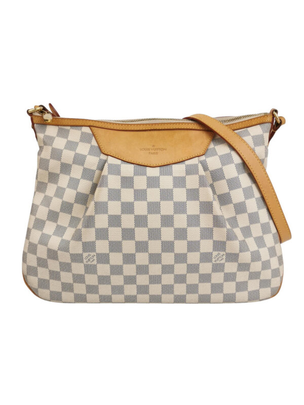 Louis Vuitton Siracusa logo — продано