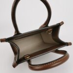 Gucci GG Retro G Logo — фото 7