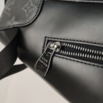 Louis Vuitton Explorer Monogram — фото 16