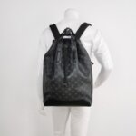 Louis Vuitton Explorer Monogram — фото 2