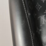 Louis Vuitton Explorer Monogram — фото 20