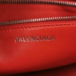 Balenciaga Logo Crossbody — фото 8