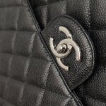 Chanel Classic Flap Maxi C — фото 11