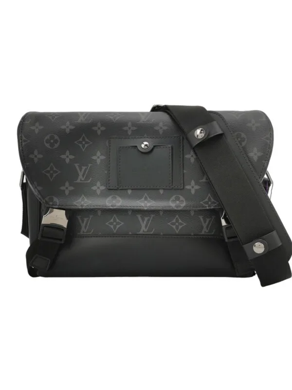 Louis Vuitton Voyager — продано