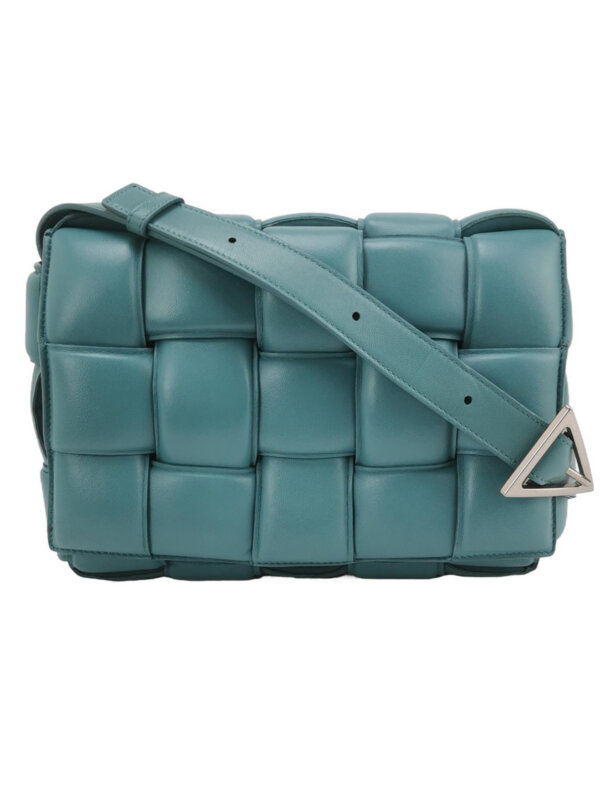 Bottega Veneta Cassette Intreccio — продано