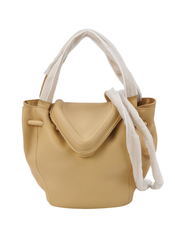 Bottega Veneta Beak — продано