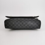 Louis Vuitton District — фото 6