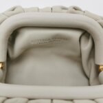 Bottega Veneta Pouch — фото 8