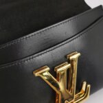 Louis Vuitton Louise LV — фото 8