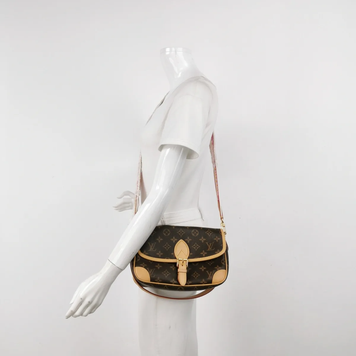Louis Vuitton Diane Monogram — продано