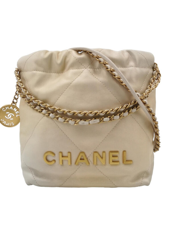 Chanel 22 Bag Logo