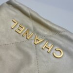 Chanel 22 Bag Logo — фото 12