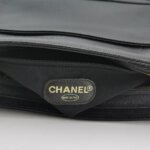 Chanel Large Logo Shoulder Bag — фото 8